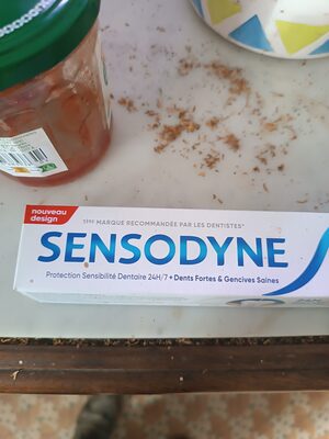 [054563-2] DENTIFRICE SENSODYNE ACTION ANTI-TARTRE